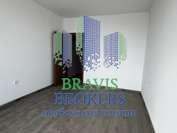 ЕЛЕКТРОН - ТРИСТАЕН АПАРТАМЕНТ - ЮЖНО ИЗЛОЖЕНИЕ- СРЕДЕН ЕТАЖ- СЛЕД РЕМОНТ - 0