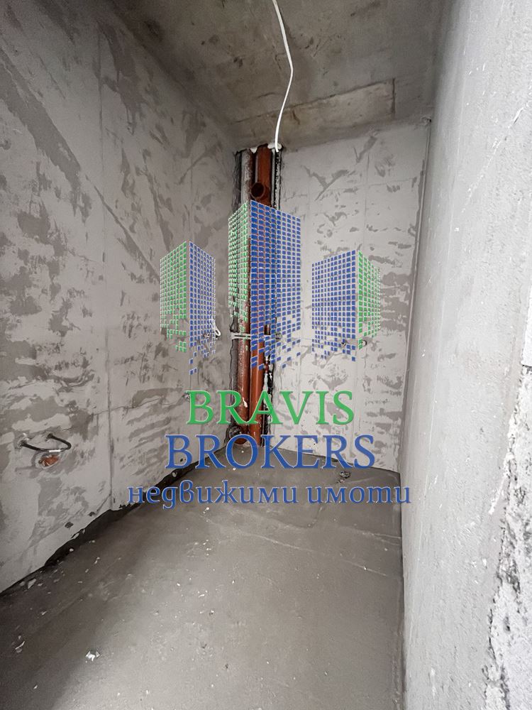 ИЗЦЯЛО ЮЖЕН - ИНВЕСТИЦИОНЕН ПАНОРАМЕН ТРИСТАЕН - ОПЦИЯ ЗА ПОДЗЕМНИ ПАРКОМЕСТА - ГОТОВА СГРАДА - 0