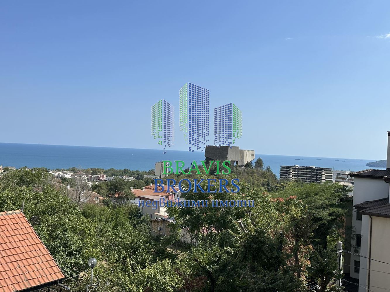 ГР.ВАРНА - БРИЗ - ТРИСТАЕН С ПАРКОМЯСТО - МОРСКА ПАНОРАМА - 0