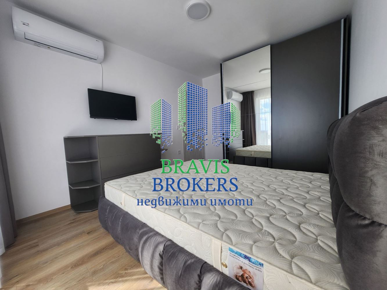 ИЗГРЕВ — НАПЪЛНО ОБЗАВЕДЕН – ЧИСТО НОВ ТРИСТАЕН-0 ИЗГРЕВ -- НАПЪЛНО ОБЗАВЕДЕН – ЧИСТО НОВ ТРИСТАЕН - 0