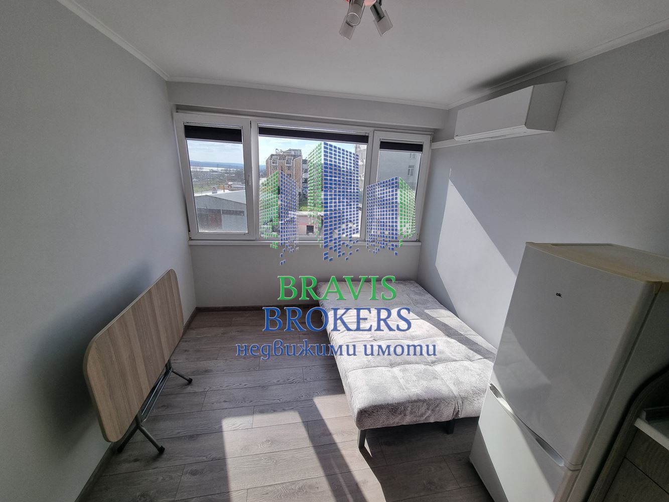 ТРОШЕВО – ОБЗАВЕДЕН — СВОБОДНО ПАРКИРАНЕ– СРЕДЕН ЕТАЖ-0 ТРОШЕВО – ОБЗАВЕДЕН -- СВОБОДНО ПАРКИРАНЕ– СРЕДЕН ЕТАЖ - 0