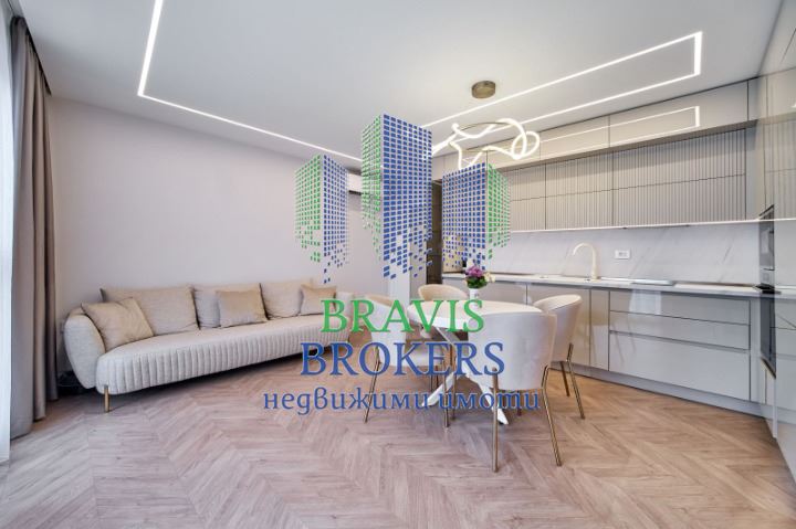 ГРАНД МОЛ -- ПРОСТОРЕН ЛУКСОЗНО ОБЗАВЕДЕН АПАРТАМЕНТ -- ОПЦИЯ ПАРКОМЯСТО - 0