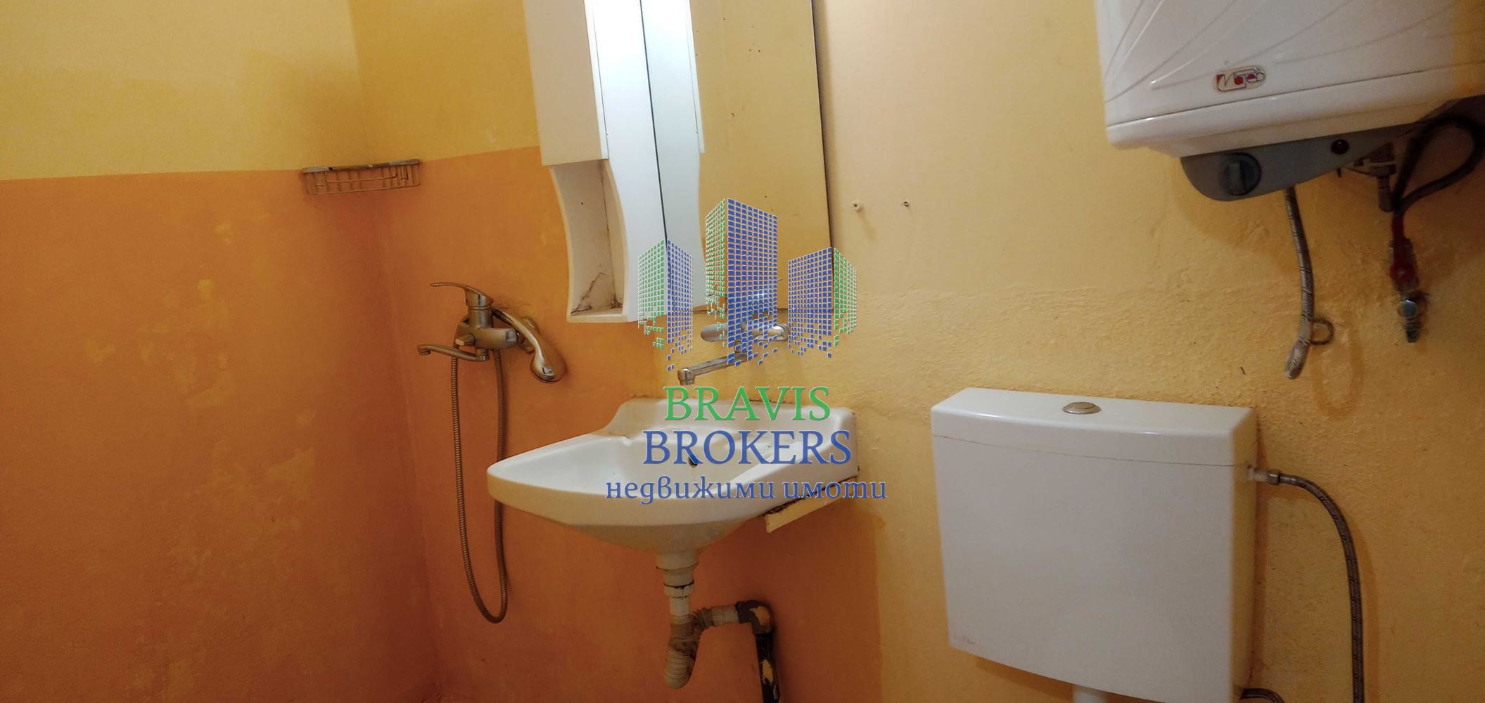 ОТЛИЧНА ЛОКАЦИЯ ЛЯТНО КИНО - 0