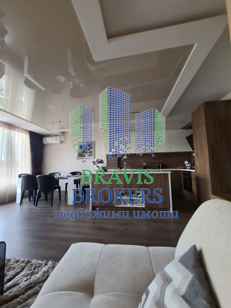 г.Варна, Зимно кино Тракия – ПРОСТОРЕН ТРИСТАЕН 101 кв.м – ДНЕВНА = 34кв.м - 0