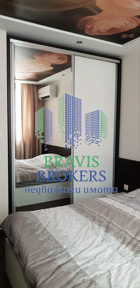 г.Варна, Зимно кино Тракия – ПРОСТОРЕН ТРИСТАЕН 101 кв.м – ДНЕВНА = 34кв.м - 0