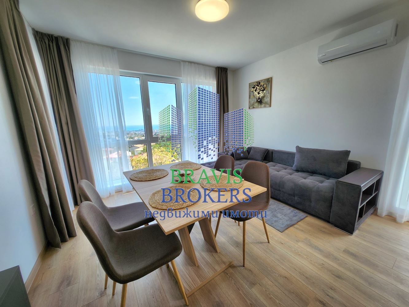 НАПЪЛНО ОБЗАВЕДЕН -- ЧИСТО НОВ ТРИСТАЕН АПАРТАМЕНТ -- ВЪЗРАЖДАНЕ 3 --СУПЕРМАРКЕТ ДО СГРАДАТА- ВЪЗМОЖНОСТ ЗА ПАРКОМЯСТО - 0