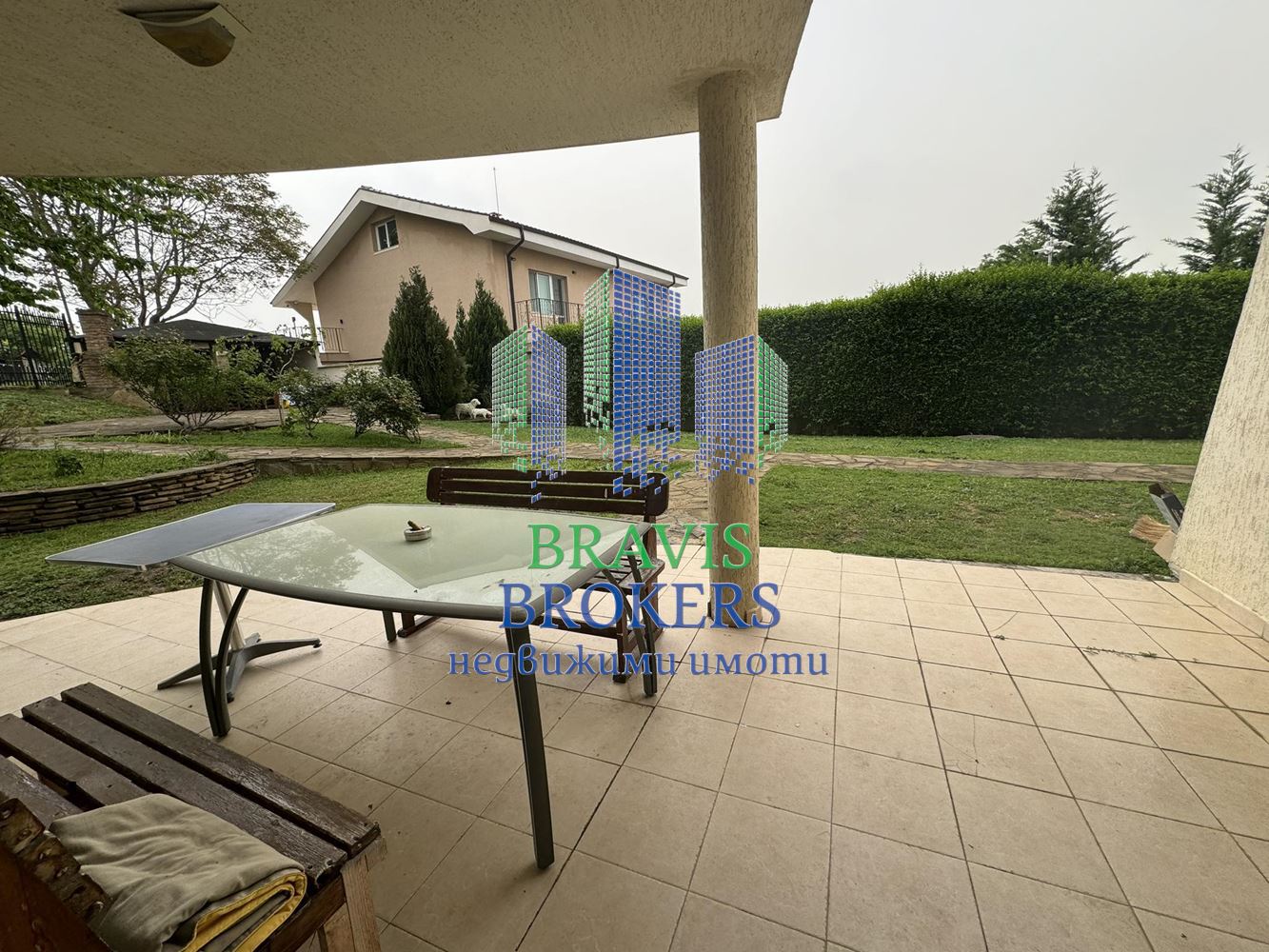 СВ. НИКОЛА -- НОВА СГРАДА - НАПЪЛНО ОБЗАВЕДЕН ДВУСТАЕН - ОСИГУРЕНО ПАРКОМЯСТО -- ПРИЛЕЖАЩ ДВОР - 0