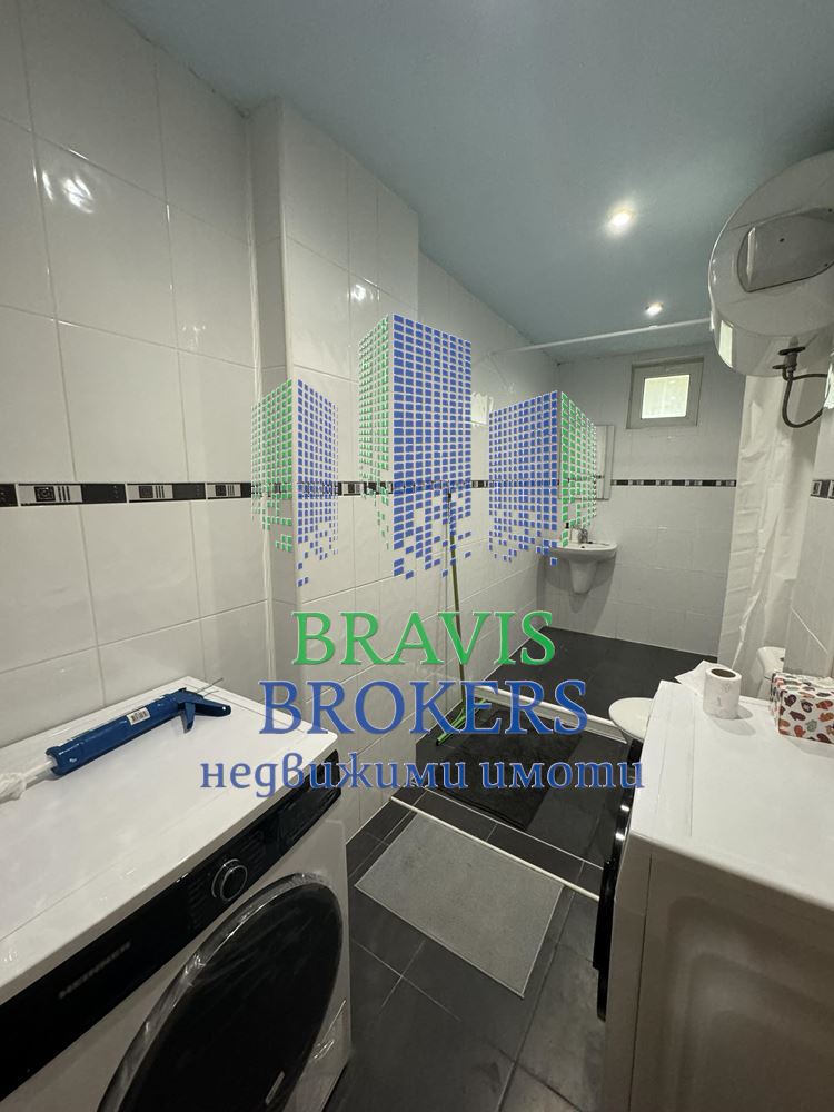 СВ. НИКОЛА -- НОВА СГРАДА - НАПЪЛНО ОБЗАВЕДЕН ДВУСТАЕН - ОСИГУРЕНО ПАРКОМЯСТО -- ПРИЛЕЖАЩ ДВОР - 0