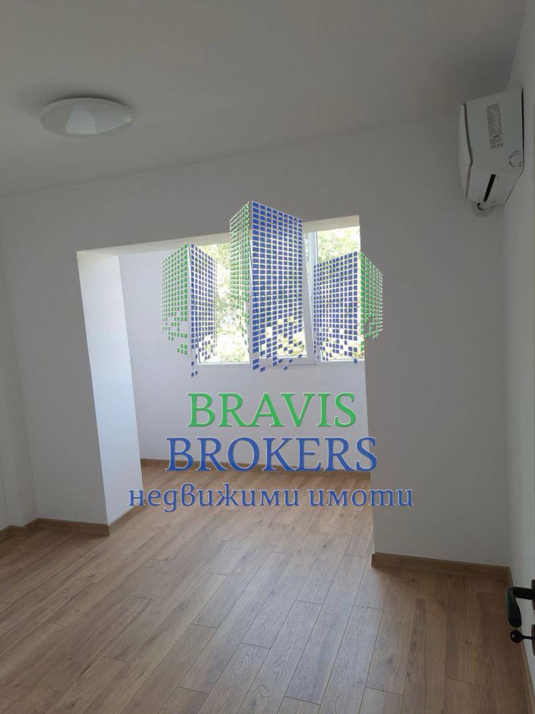 ЛЕВСКИ – НАПЪЛНО РЕНОВИРАН– ПРОСТОРЕН ТРИСТАЕН – ЧИСТА ПЛОЩ-82 кв — ПРЕКРАСНА ЛОКАЦИЯ - 0