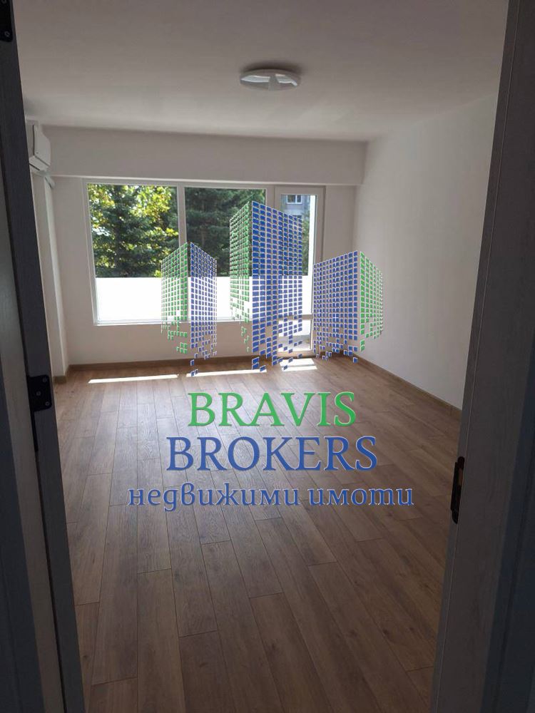 ЛЕВСКИ – НАПЪЛНО РЕНОВИРАН– ПРОСТОРЕН ТРИСТАЕН – ЧИСТА ПЛОЩ-82 кв — ПРЕКРАСНА ЛОКАЦИЯ - 0