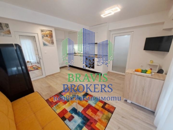 ИДЕАЛЕН ЦЕНТЪР – ДО КАТЕДРАЛАТА – ЛУКСОЗНО ОБЗАВЕДЕН ДВУСТАЕН АПАРТАМЕНТ !! - 0