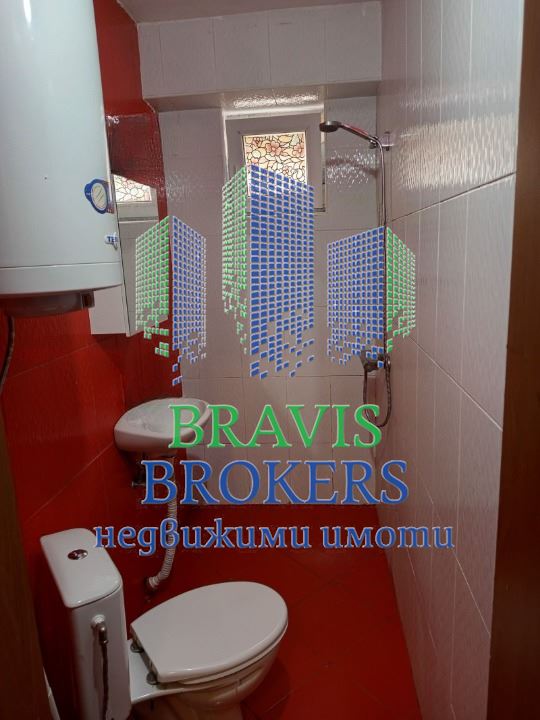 БАЗАР ЛЕВСКИ - ОБЗАВЕДЕН ДВУСТАЕН -- ЮГ - ИЗТОК -- ПЕРФЕКТЕН ЗА ИНВЕСТИЦИЯ - 0