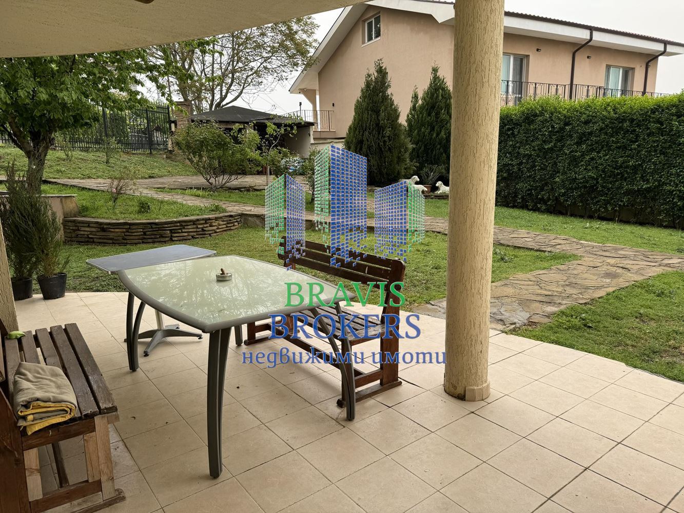 СВ. НИКОЛА -- НОВА СГРАДА - НАПЪЛНО ОБЗАВЕДЕН ДВУСТАЕН - ОСИГУРЕНО ПАРКОМЯСТО -- ПРИЛЕЖАЩ ДВОР - 0