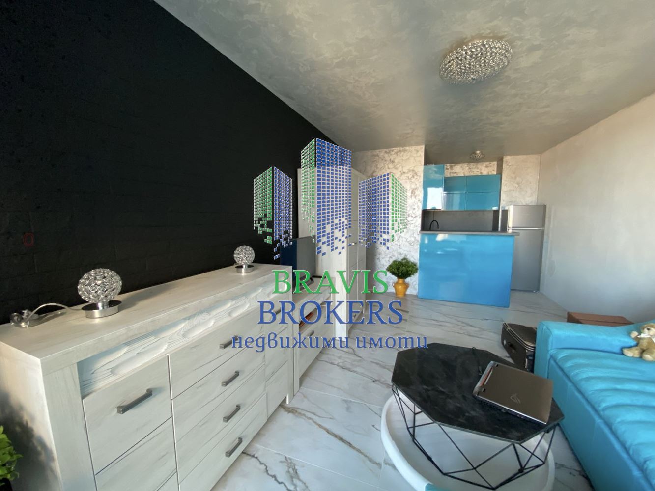 НАПЪЛНО ОБЗАВЕДЕН ДВУСТАЕН АПАРТАМЕНТ–СРЕДЕН ЕТАЖ–ЛУКСОЗНА СГРАДА- ПАНОРАМА - 0