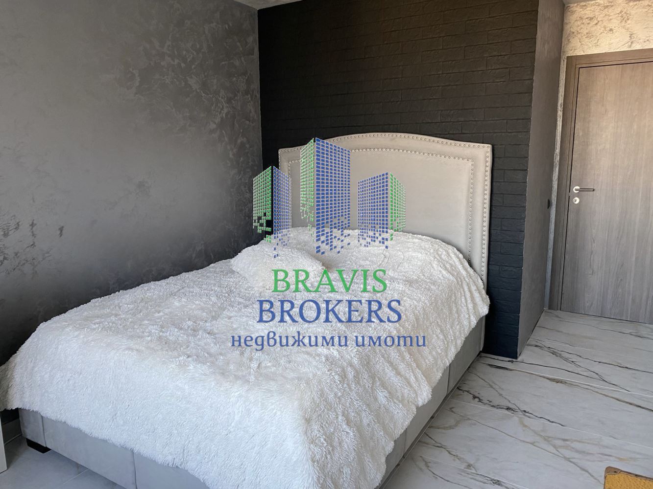 НАПЪЛНО ОБЗАВЕДЕН ДВУСТАЕН АПАРТАМЕНТ–СРЕДЕН ЕТАЖ–ЛУКСОЗНА СГРАДА- ПАНОРАМА - 0