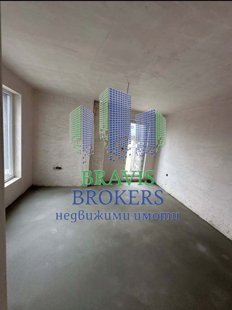 КОЛХОЗЕН ПАЗАР – ПРОСТОРЕН ТРИСТАЕН 110кв.м – ПАРКОМЯСТО В ЦЕНАТА— ПРЕКРАСНА ГРАДСКА ПАНОРАМА - 0