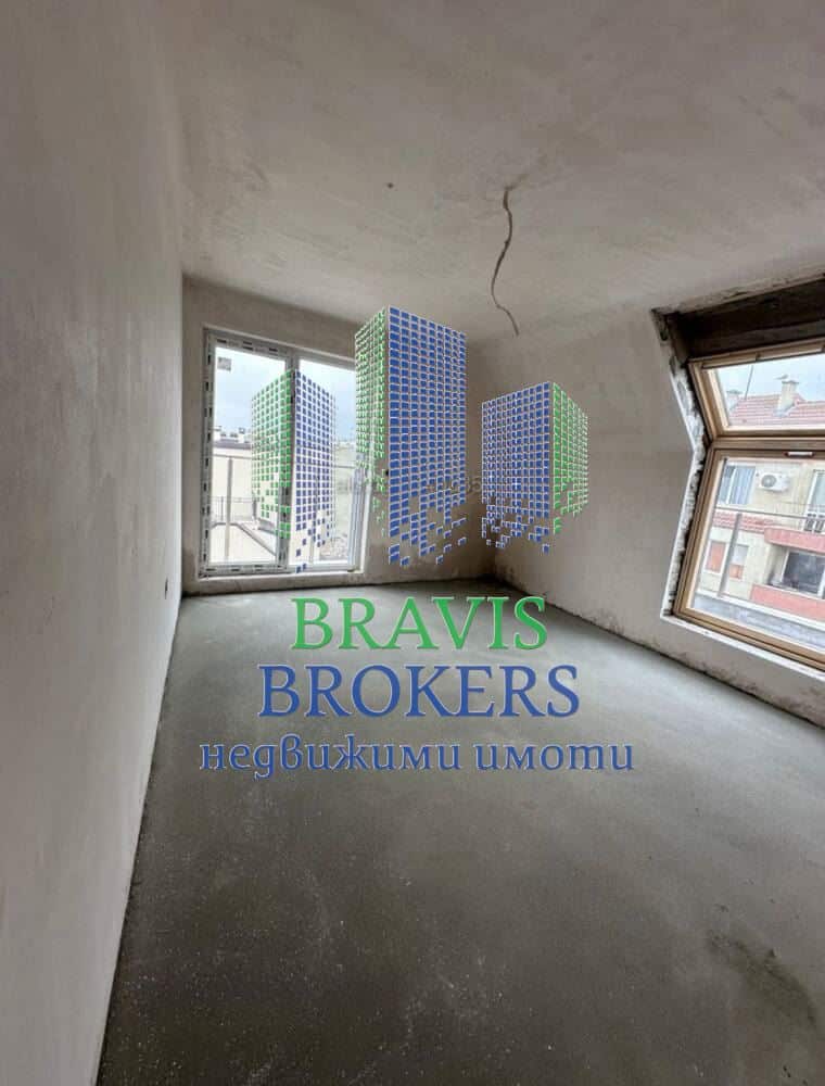 КОЛХОЗЕН ПАЗАР – ПРОСТОРЕН ТРИСТАЕН 110кв.м – ПАРКОМЯСТО В ЦЕНАТА— ПРЕКРАСНА ГРАДСКА ПАНОРАМА - 0