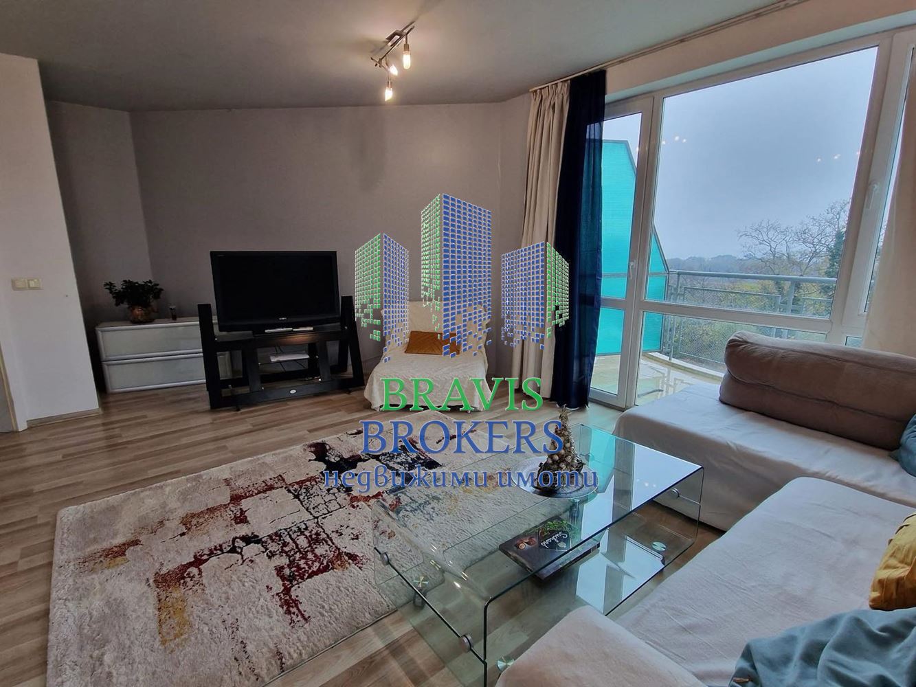 ЕВКСИНОГРАД — ПАРКОМЯСТО В ЦЕНАТА - МОРСКА ПАНОРАМА – НАПЪЛНО ОБЗАВЕДЕН ДВУСТАЕН - СРЕДЕН ЕТАЖ - 0