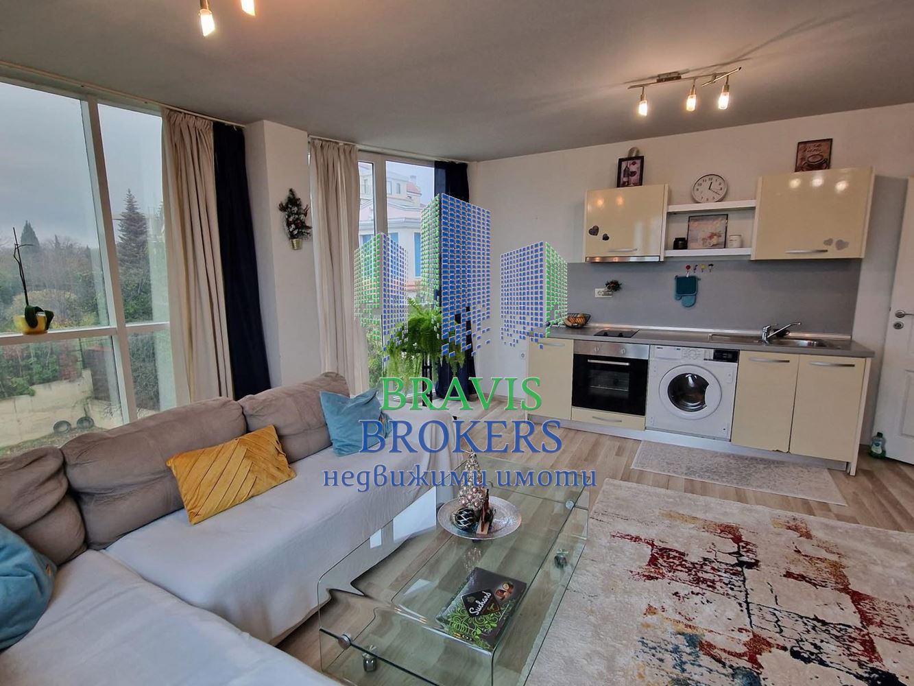 ЕВКСИНОГРАД — ПАРКОМЯСТО В ЦЕНАТА - МОРСКА ПАНОРАМА – НАПЪЛНО ОБЗАВЕДЕН ДВУСТАЕН - СРЕДЕН ЕТАЖ - 0