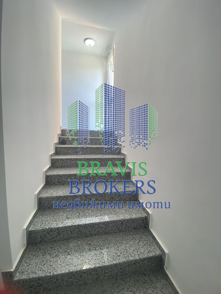 ЕКСКЛУЗИВНО – ДО МАГАЗИН РЕГАЛ – ТРИСТАЕН “ДО КЛЮЧ” С КУХНЯ – ИЗЦЯЛО ЮЖЕН – СРЕДЕН ЕТАЖ – ДНЕВНА = 23 кв.м – ДВЕ СПАЛНИ-0 ЕКСКЛУЗИВНО - ДО МАГАЗИН РЕГАЛ - ТРИСТАЕН "ДО КЛЮЧ" С КУХНЯ - ИЗЦЯЛО ЮЖЕН - СРЕДЕН ЕТАЖ - ДНЕВНА = 23 кв.м - ДВЕ СПАЛНИ - 0