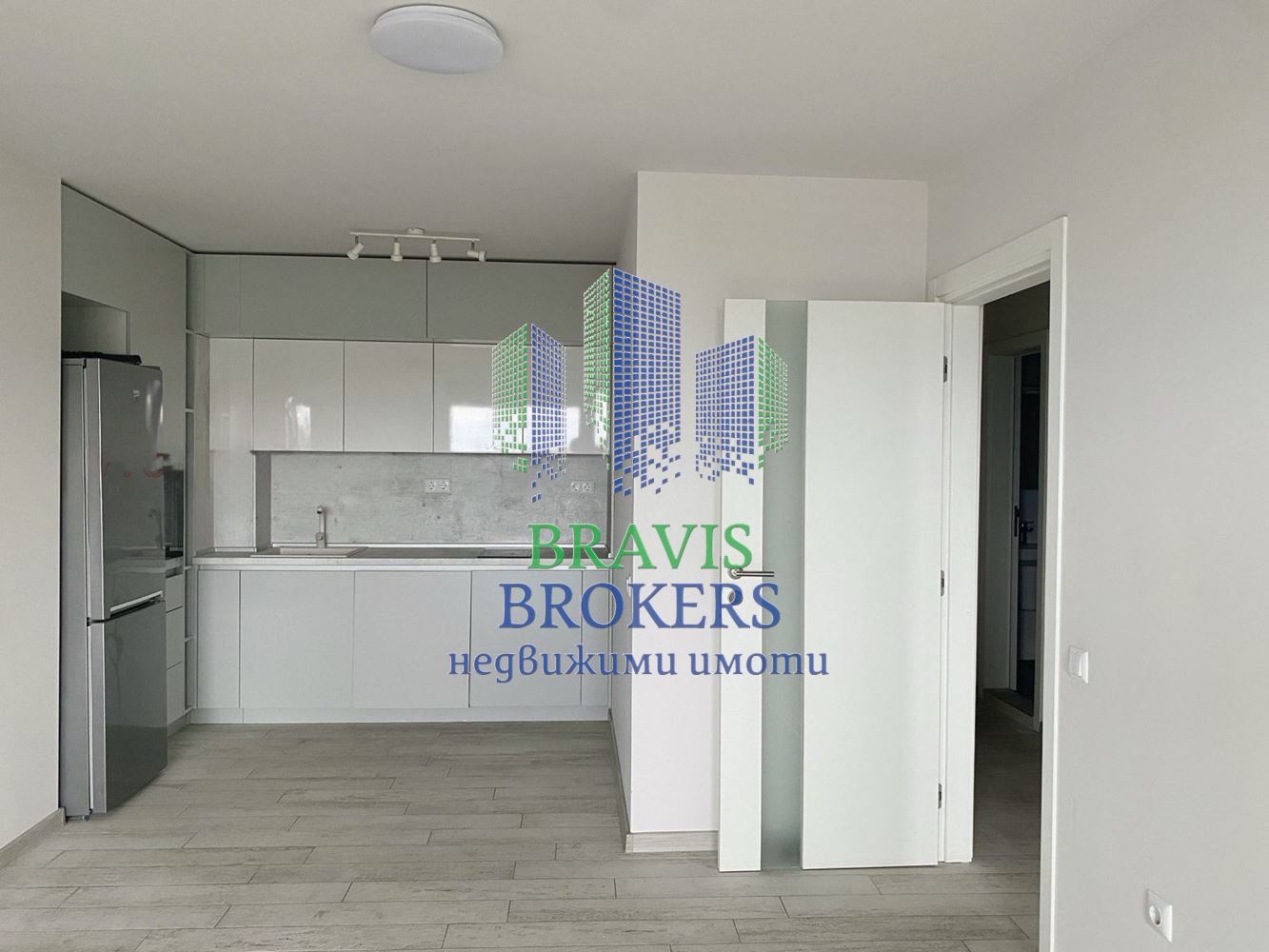 гр.ВАРНА, БРИЗ – НАПЪЛНО ОБЗАВЕДЕН ДВУСТАЕН АПАРТАМЕНТ–СРЕДЕН ЕТАЖ–ЛУКСОЗНА СГРАДА – ПАНОРАМА-0 гр.ВАРНА, БРИЗ – НАПЪЛНО ОБЗАВЕДЕН ДВУСТАЕН АПАРТАМЕНТ–СРЕДЕН ЕТАЖ–ЛУКСОЗНА СГРАДА - ПАНОРАМА - 0