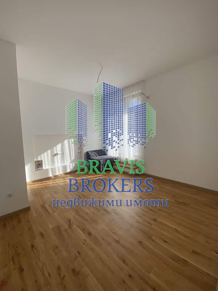 ОБЗАВЕДЕН ЧЕТИРИСТАЕН АПАРТАМЕНТ 225 КВ.М — ДНЕВНА 38 КВ.М. И ТРИ ГОЛЕМИ СПАЛНИ — ТРИ САНИТАРНИ — ПРОСТОРНА ВЕРАНДА - 0