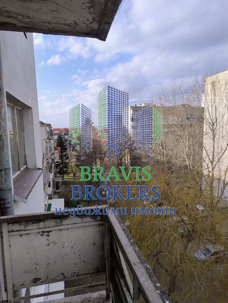 гр.ВАРНА МЛАДОСТ – ДО МЕБЕЛНА ПАЛАТА – ПРОСТОРЕН ТРИСТАЕН — ЗА РЕМОНТ - 0