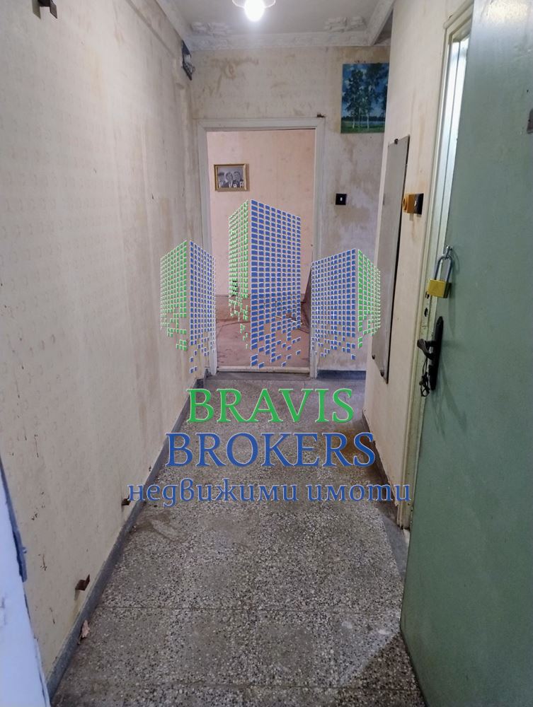 гр.ВАРНА МЛАДОСТ – ДО МЕБЕЛНА ПАЛАТА – ПРОСТОРЕН ТРИСТАЕН — ЗА РЕМОНТ - 0