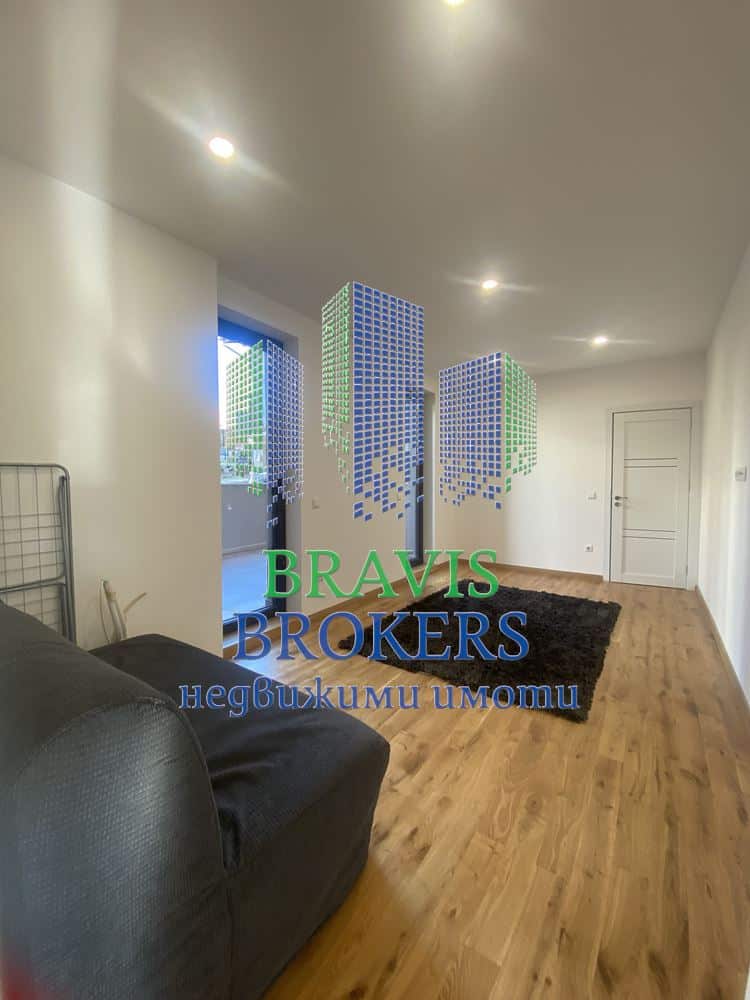 ОБЗАВЕДЕН ЧЕТИРИСТАЕН АПАРТАМЕНТ 225 КВ.М — ДНЕВНА 38 КВ.М. И ТРИ ГОЛЕМИ СПАЛНИ — ТРИ САНИТАРНИ — ПРОСТОРНА ВЕРАНДА - 0