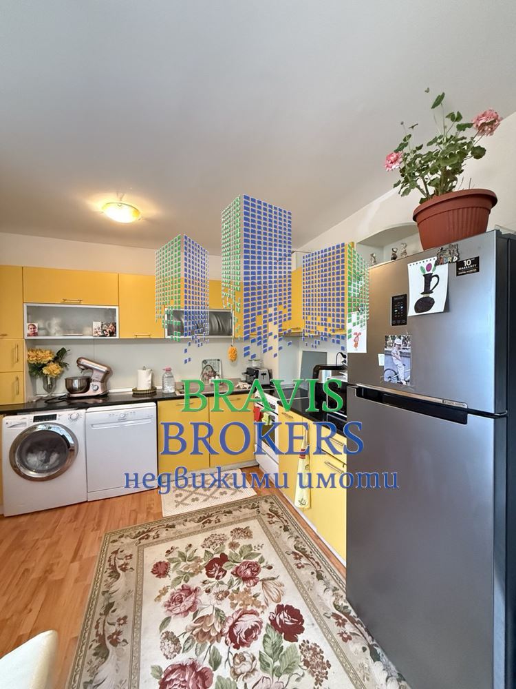 г.ВАРНА – Св. Константин и Елена– НАПЪЛНО ОБЗАВЕДЕН ТРИСТАЕН – ТЕРАСА – ТОП ЛОКАЦИЯ - 0