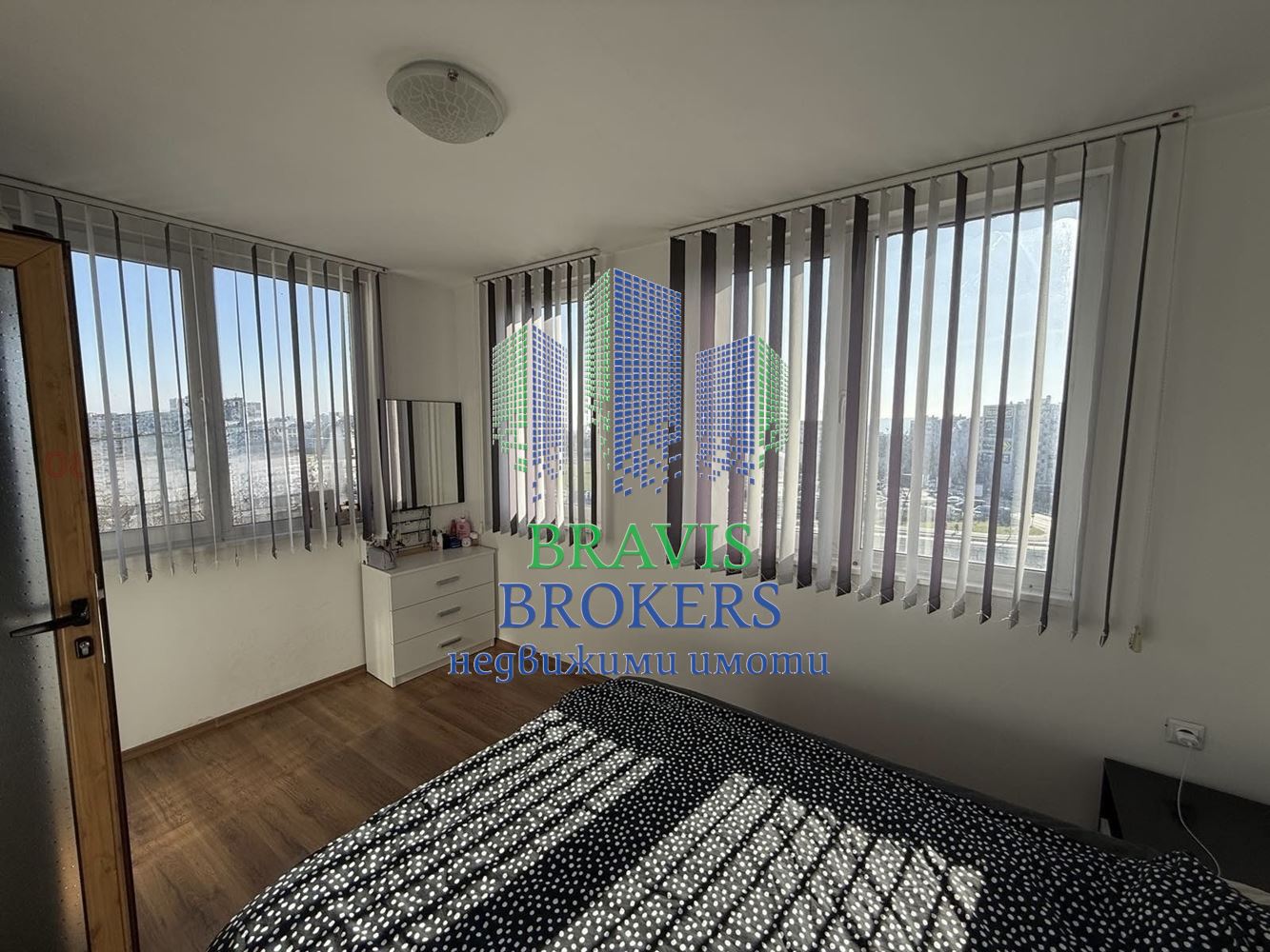 ВАРНА - ЦВЕТЕН КВАРТАЛ– ОБЗАВЕДЕН ДВУСТАЕН.– СРЕДЕН ЕТАЖ - ТОП ЦЕНА 112900 - 0