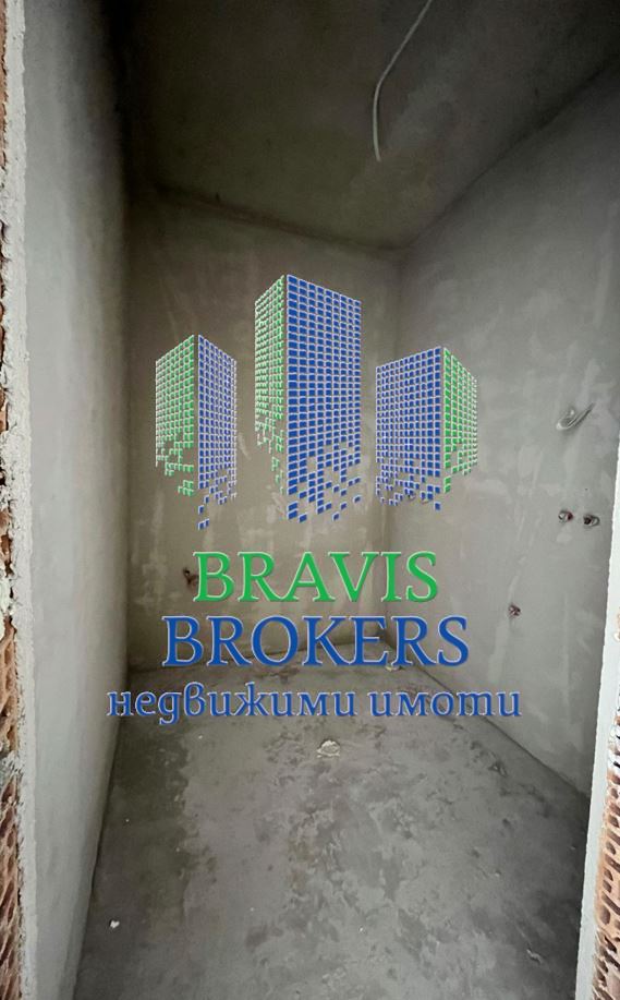 ПРЕКРАСЕН ТРИСТАЕН АПАРТАМЕНТ - СРЕДЕН ЕТАЖ– МАЛКА БУТИКОВА СГРАДА -- АКТ 16 - ПАРКОМЕСТА - 0