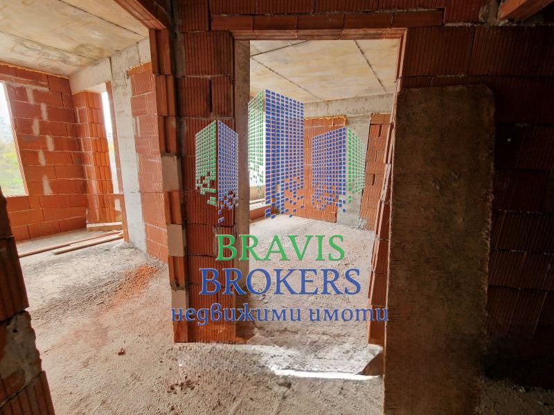 Двустаен 63 кв.мкв.Възраждане 1 - 0