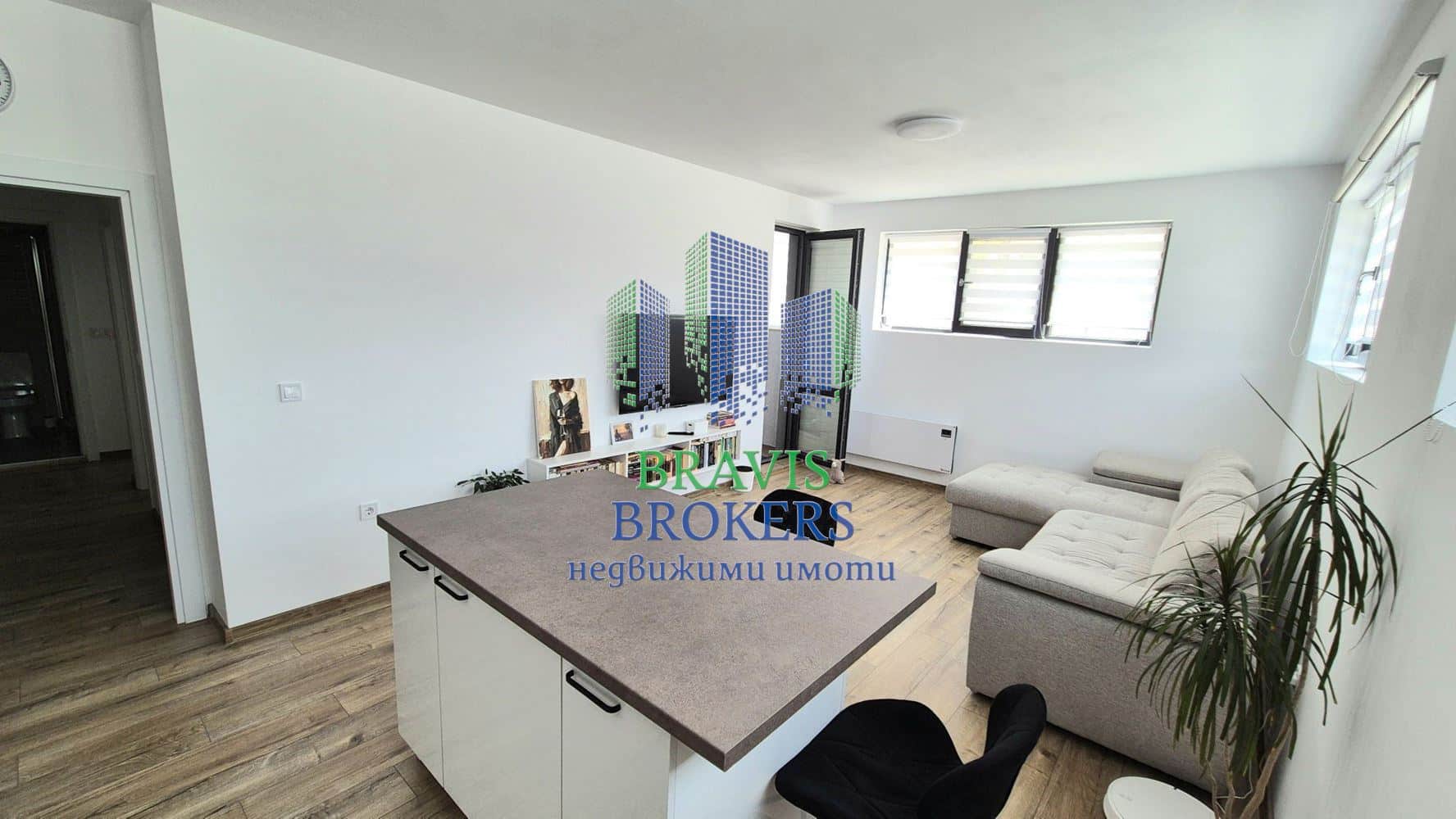 ТОП ОФЕРТА - г.ВАРНА – Св. Константин и Елена– ТРИСТАЕН НАПЪЛНО ОБЗАВЕДЕН – ПАРКОМЯСТО В ЦЕНАТА - ГОТОВ ЗА НАНАСЯНЕ !! - 0