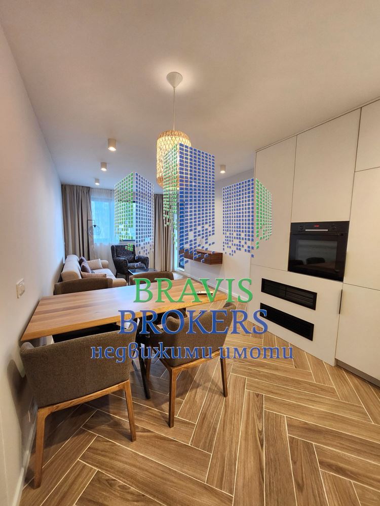 СГРАДА ЗНАМЕНАТА – ЛУКСОЗНО ОБЗАВЕДЕН ТРИСТАЕН АПАРТАМЕНТ ДО МОРСКАТА ГРАДИНА - НЕСКРИВАЕМА ПАНОРАМА КЪМ МОРЕТО - 0