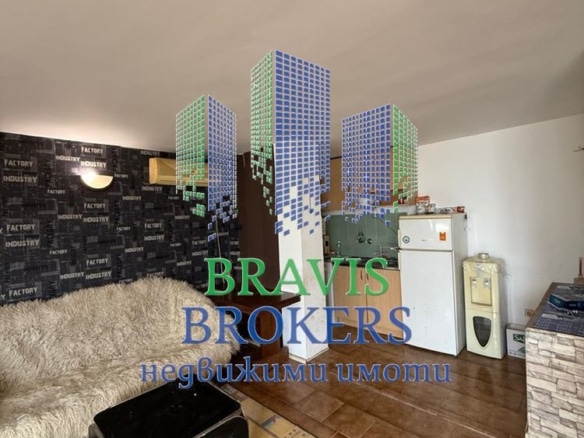 ВАРНА -- ЦЕНТЪР - ТРИСТАЕН АПАРТАМЕНТ - СРЕДЕН ЕТАЖ –ТУХЛА СГРАДА - ТОП ЦЕНА 124990 EUR!! - 0