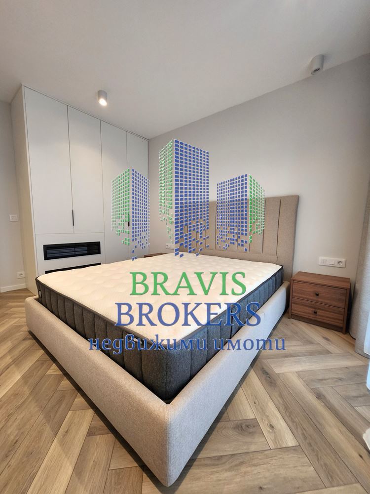 СГРАДА ЗНАМЕНАТА – ЛУКСОЗНО ОБЗАВЕДЕН ТРИСТАЕН АПАРТАМЕНТ ДО МОРСКАТА ГРАДИНА - НЕСКРИВАЕМА ПАНОРАМА КЪМ МОРЕТО - 0