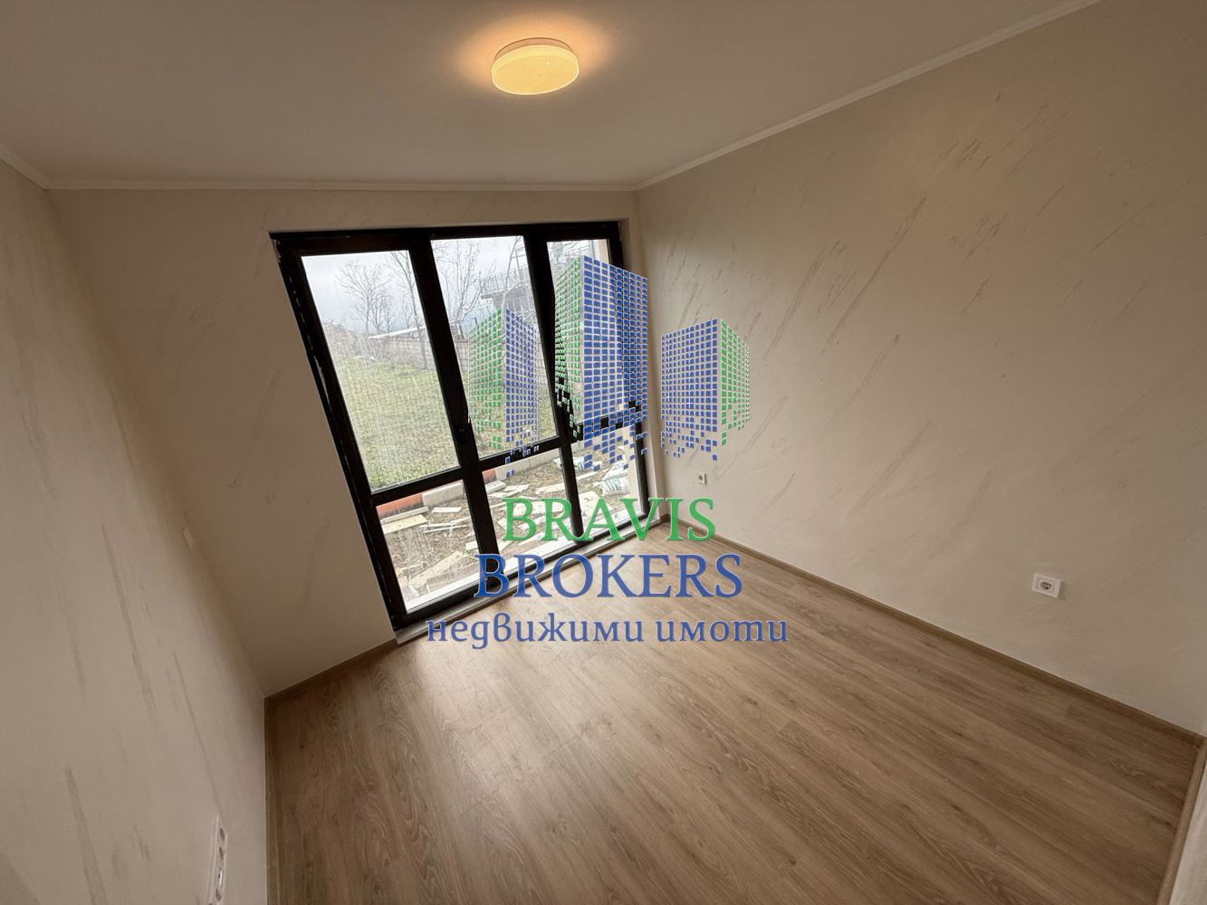 ВАРНА ВЪЗРАЖДАНЕ 3 - ОБЗАВЕДЕН ДО КЛЮЧ – ПРОСТОРЕН ТРИСТАЕН - НОВА СГРАДА АКТ 16 - ИЗЦЯЛО ЮЖЕН - ТОП ЦЕНА - 0