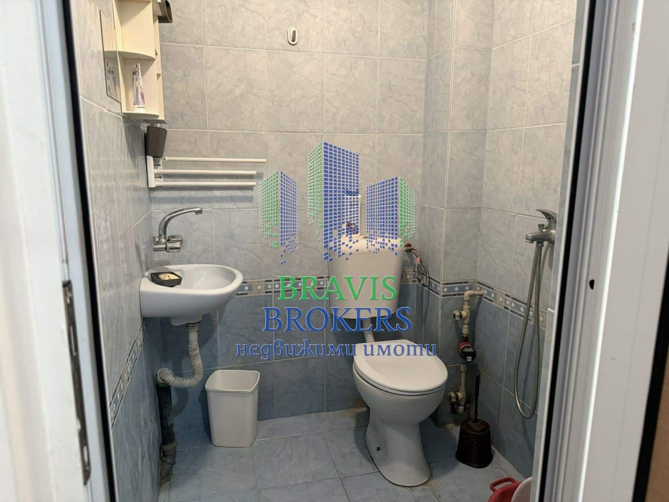 ВАРНА БРИЗ - ТУХЛА СГРАДА – ОБЗАВЕДЕН ДВУСТАЕН АПАРТАМЕНТ – МОРСКА ПАНОРАМА - ТОП ЦЕНА - 106900 - 0