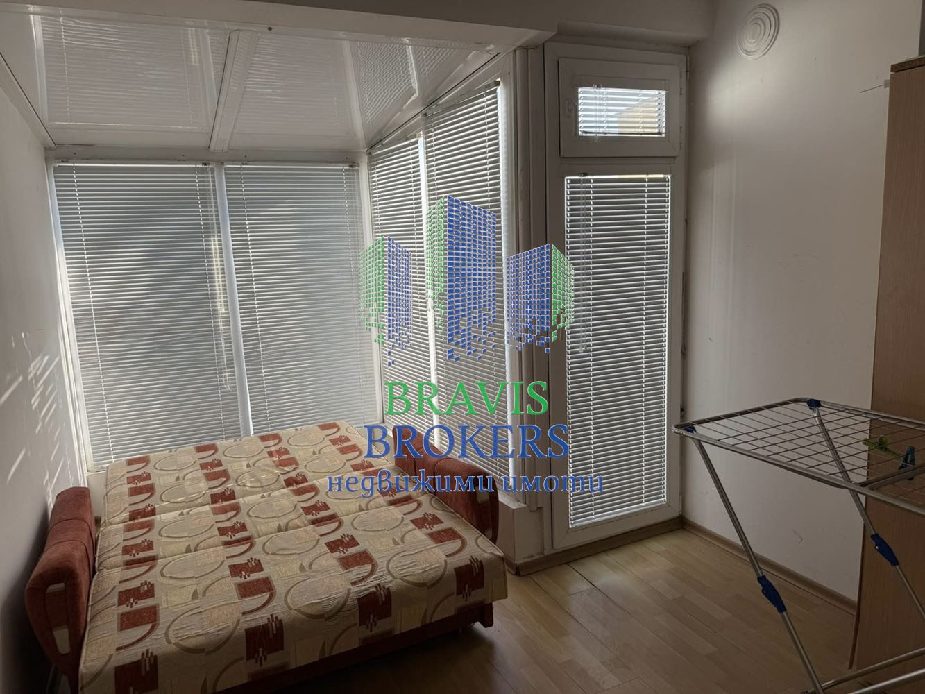 ВАРНА БРИЗ - ТУХЛА СГРАДА – ОБЗАВЕДЕН ДВУСТАЕН АПАРТАМЕНТ – МОРСКА ПАНОРАМА - ТОП ЦЕНА - 106900 - 0