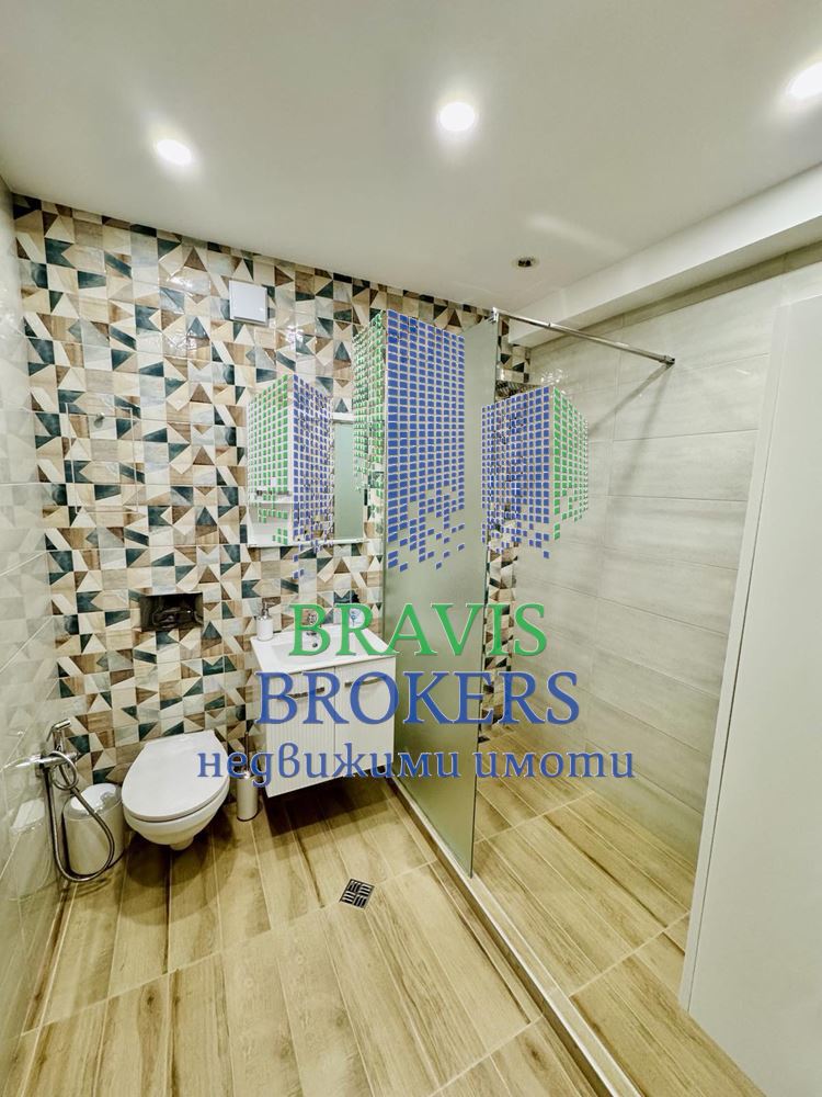 кв. Бриз, Варна - Под наем двустаен обзаведен апартамент - Собствен двор – 60 кв.м - 0