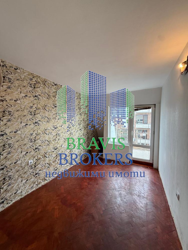 ВАРНА -- ЦЕНТЪР - ТРИСТАЕН АПАРТАМЕНТ - СРЕДЕН ЕТАЖ –ТУХЛА СГРАДА - ТОП ЦЕНА 124990 EUR!! - 0