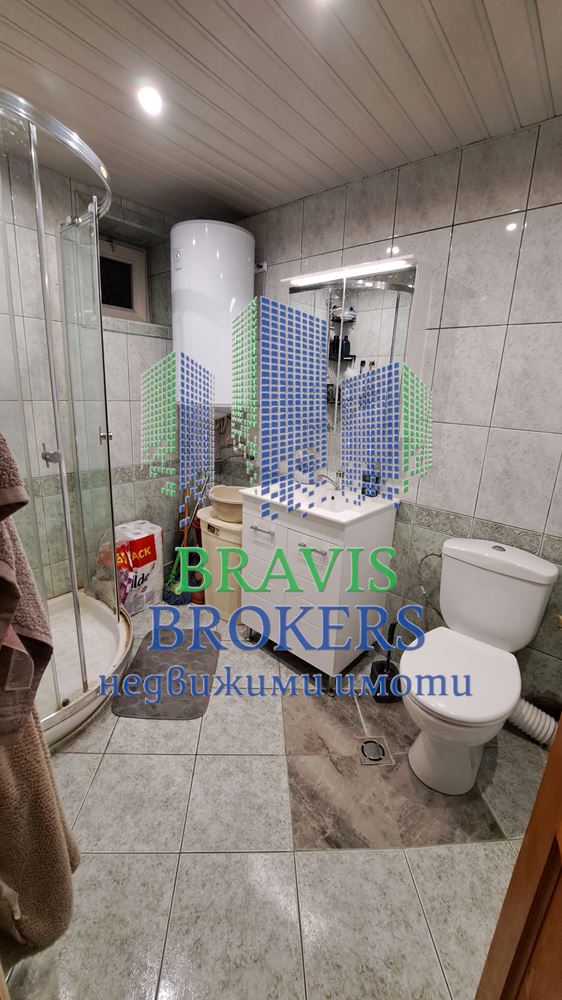 Четиристаен обзаведен апартамент - Колхозен пазар - 0