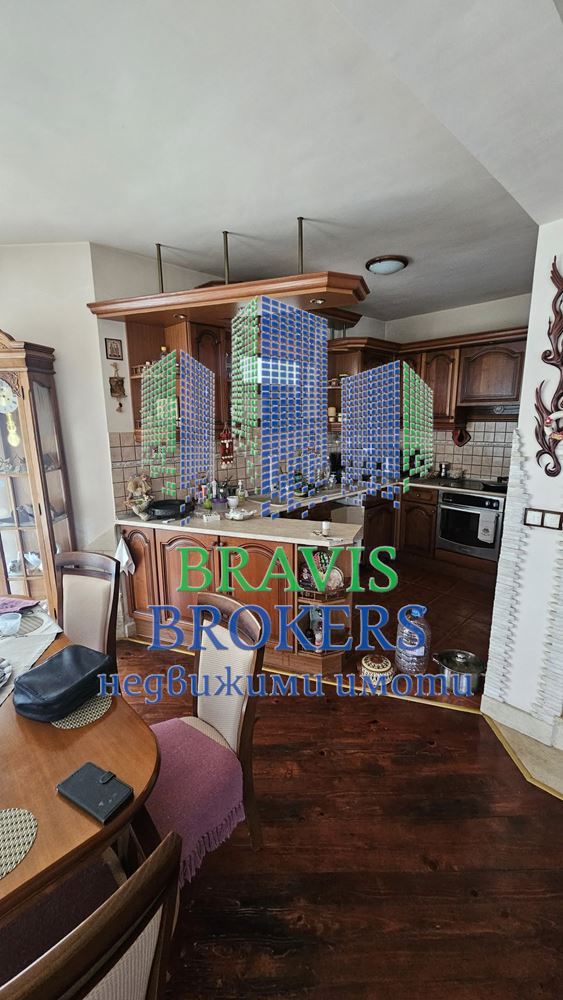 ЛУКСОЗНА КЪЩА ВЪВ ВИНИЦА - 0