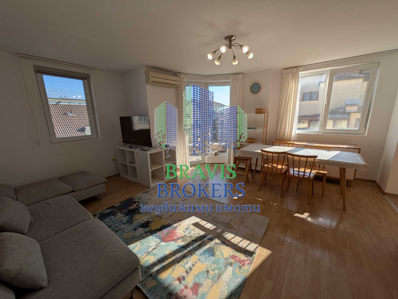 Aпартамент под наем за – Център Варна, плажа и Морската градина! - 0