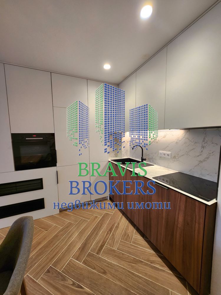 СГРАДА ЗНАМЕНАТА – ЛУКСОЗНО ОБЗАВЕДЕН ТРИСТАЕН АПАРТАМЕНТ ДО МОРСКАТА ГРАДИНА - НЕСКРИВАЕМА ПАНОРАМА КЪМ МОРЕТО - 0