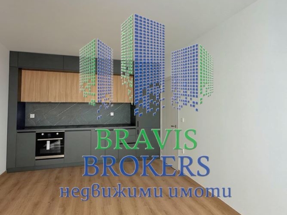 ЕКСКЛУЗИВНО - ДО МАГАЗИН РЕГАЛ - ТРИСТАЕН "ДО КЛЮЧ" С КУХНЯ - ИЗЦЯЛО ЮЖЕН - СРЕДЕН ЕТАЖ - ДНЕВНА = 23 кв.м - ДВЕ СПАЛНИ - 0