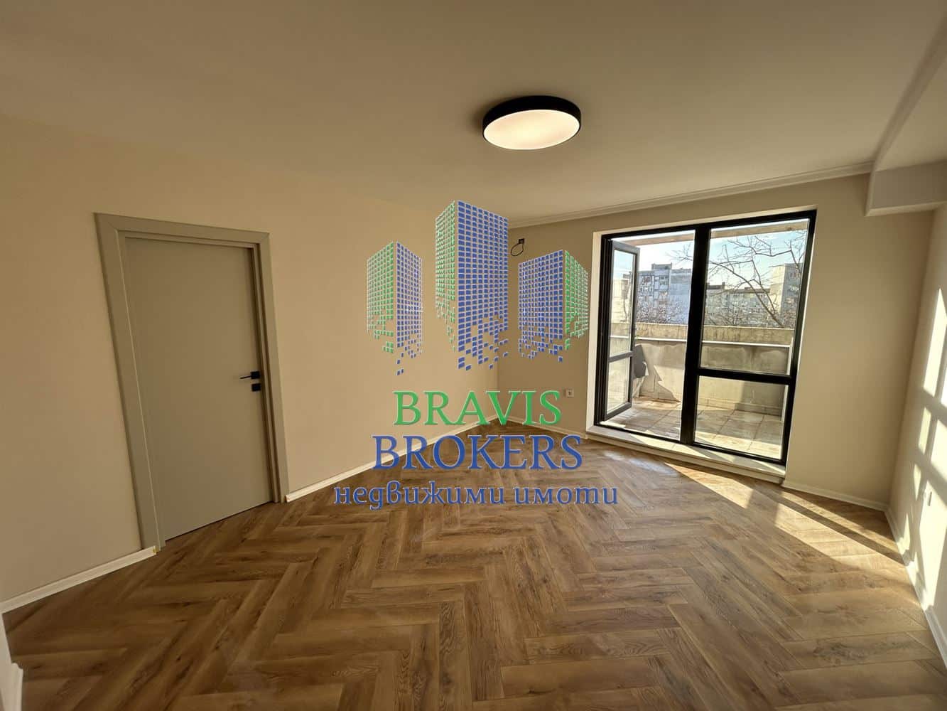 🏡 Тристаен апартамент във Възраждане 2 - 0