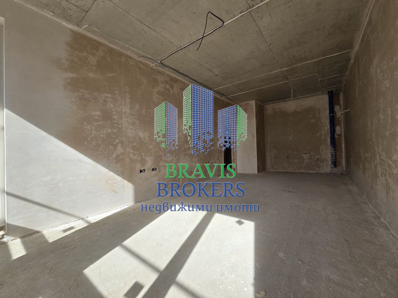 ВАРНА Владислав Варненчик 1 — ПРОСТОРЕН ТРИСТАЕН — СРЕДЕН ЕТАЖ – ПАНОРАМА - ПАРКОМЯСТО - САМО 35% НА ПРЕДВАРИТЕЛЕН - 0