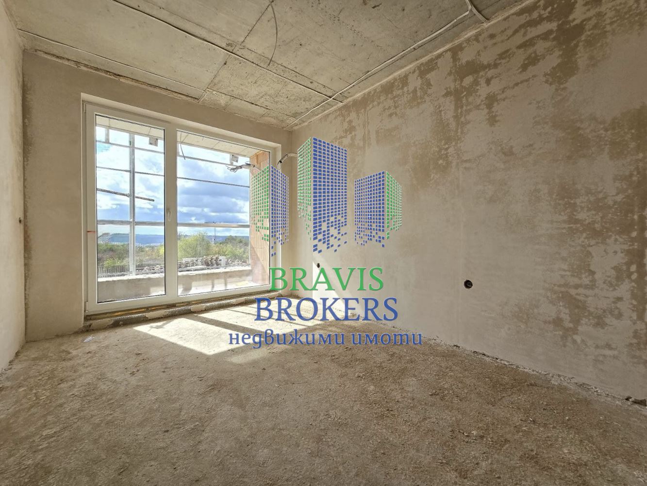 ВАРНА Владислав Варненчик 1 — ПРОСТОРЕН ТРИСТАЕН — СРЕДЕН ЕТАЖ – ПАНОРАМА - ПАРКОМЯСТО - САМО 35% НА ПРЕДВАРИТЕЛЕН - 0